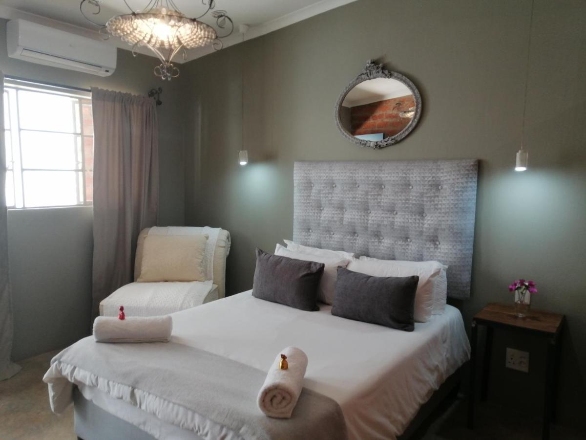 Tsumeb Theater Guesthouse Eksteriør billede